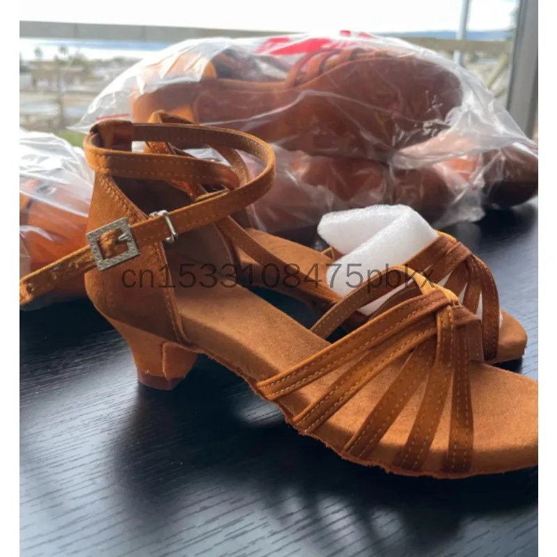 Men Shoes Kinds - 大人用サテンラテンダンスシューズ ソフトソール ミディアムハイヒール チャチャチャ ジャズ カウボーイダンスシューズ