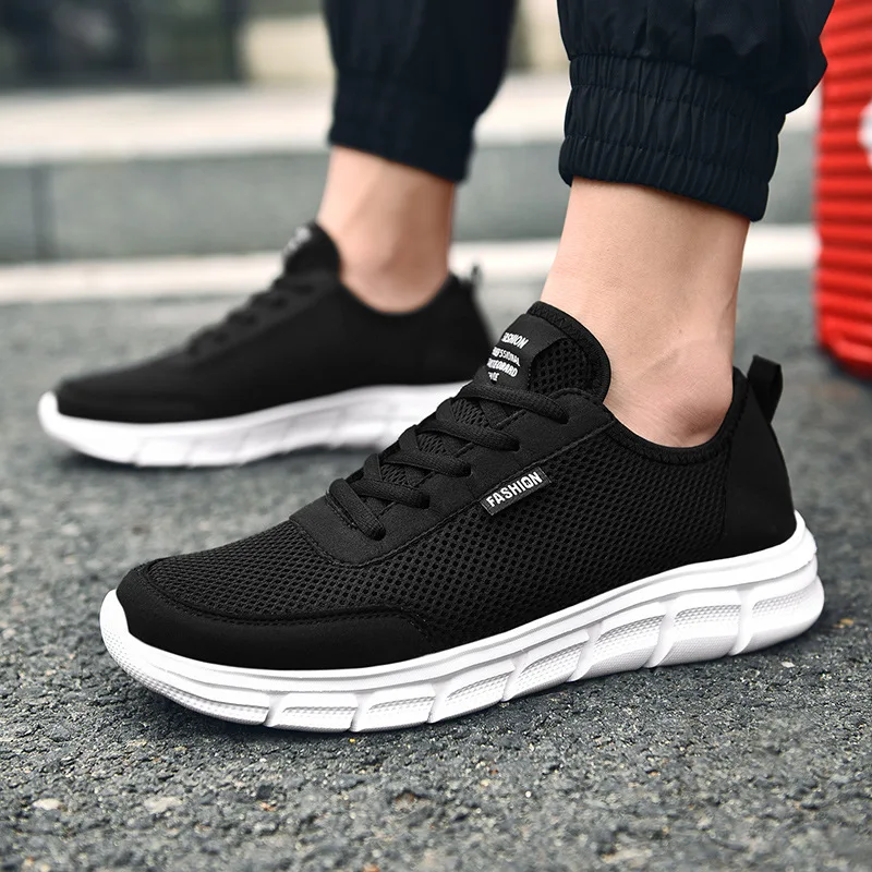 新しいメッシュ男性靴ラックアップカジュアルシューズ男性スニー - Mesh Trainer Breathable のレビューと価格