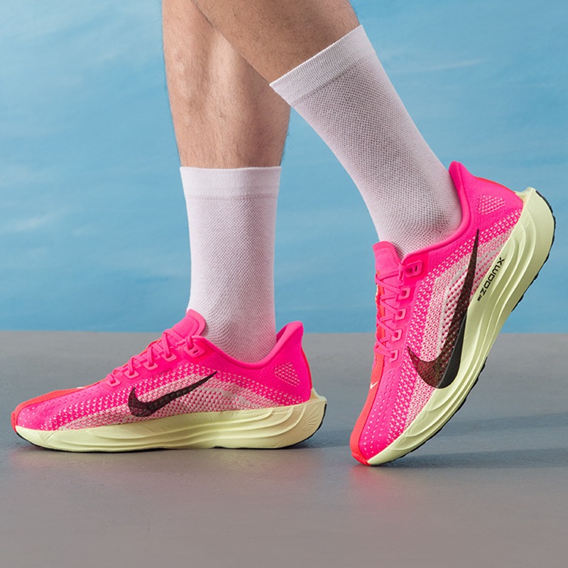 ナイキ メンズ スポーツ ランニング シューズ HV3022 - Men'S Shoes Zoomx のレビューと価格