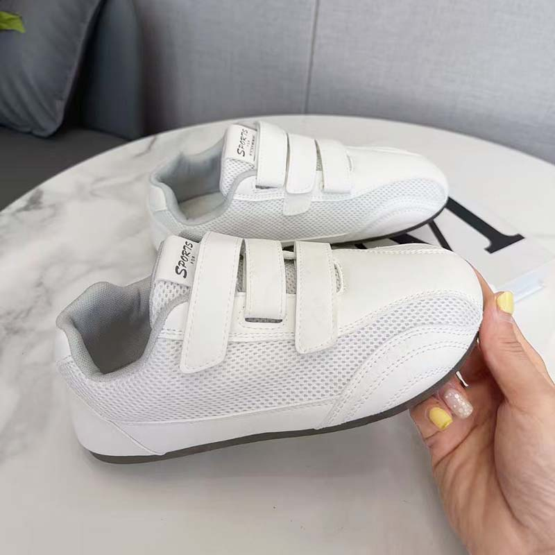 屋外フィットネス女性スニーカー通気性カジュアルメッシュシュー - Mesh Trainer Breathable のレビューと価格
